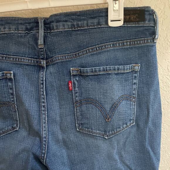 Levi's Boyfriend Jeans, Size 8M - Picture 6 of 9
